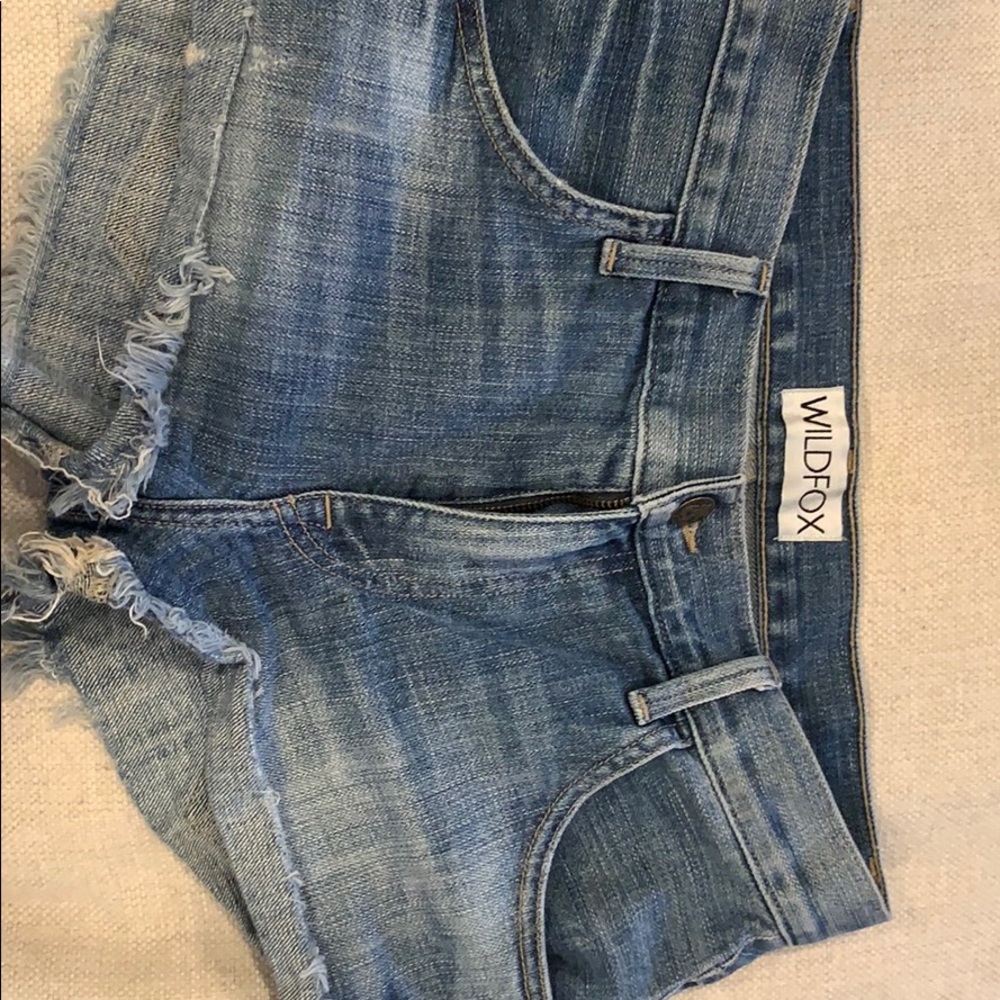 WILDFOX size 24 denim shorts - new without tags.